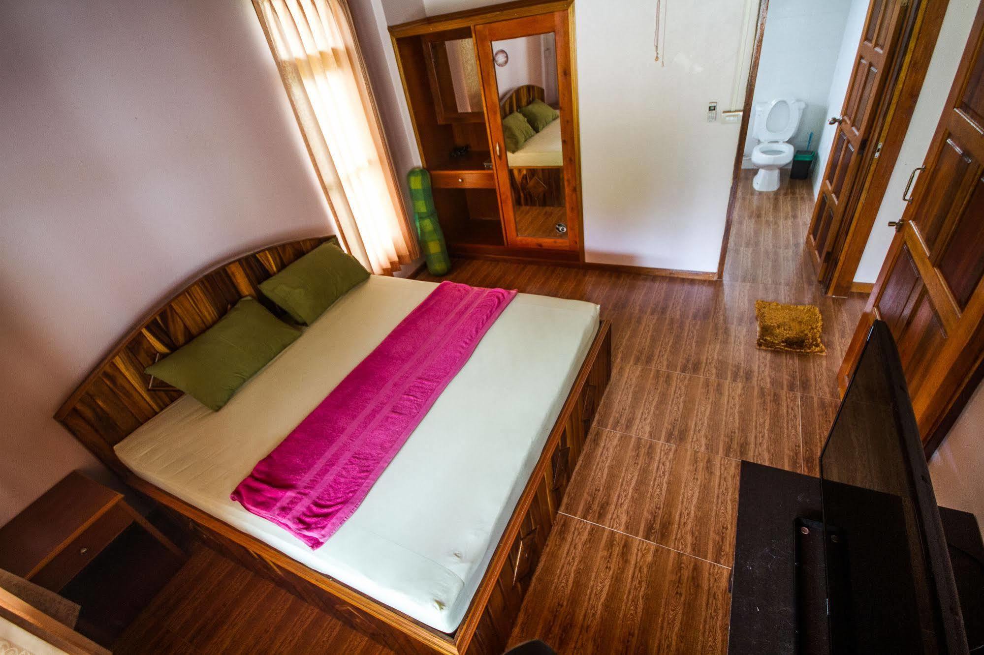 Bor Hin Resort Baan Tai Extérieur photo