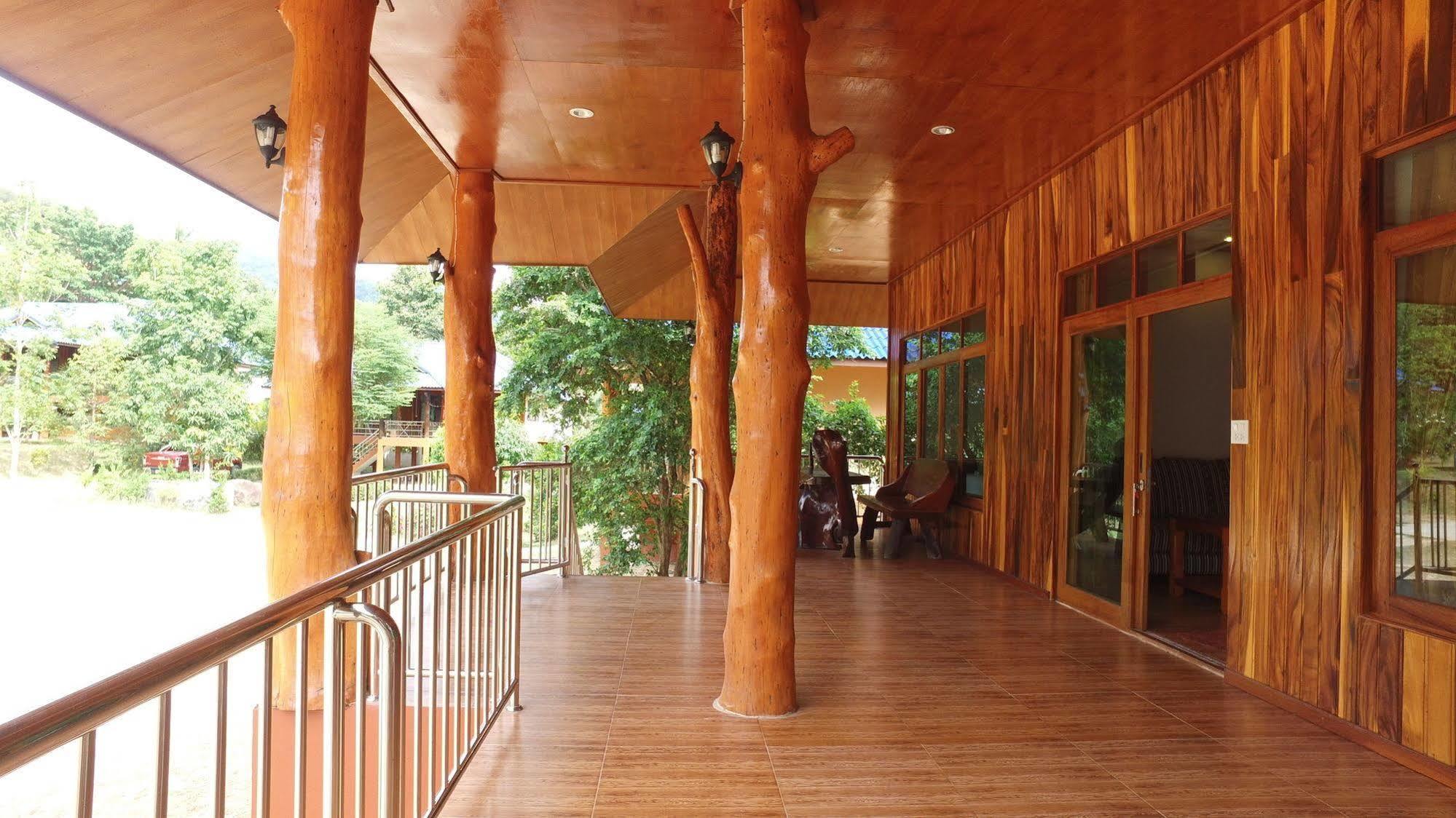 Bor Hin Resort Baan Tai Extérieur photo
