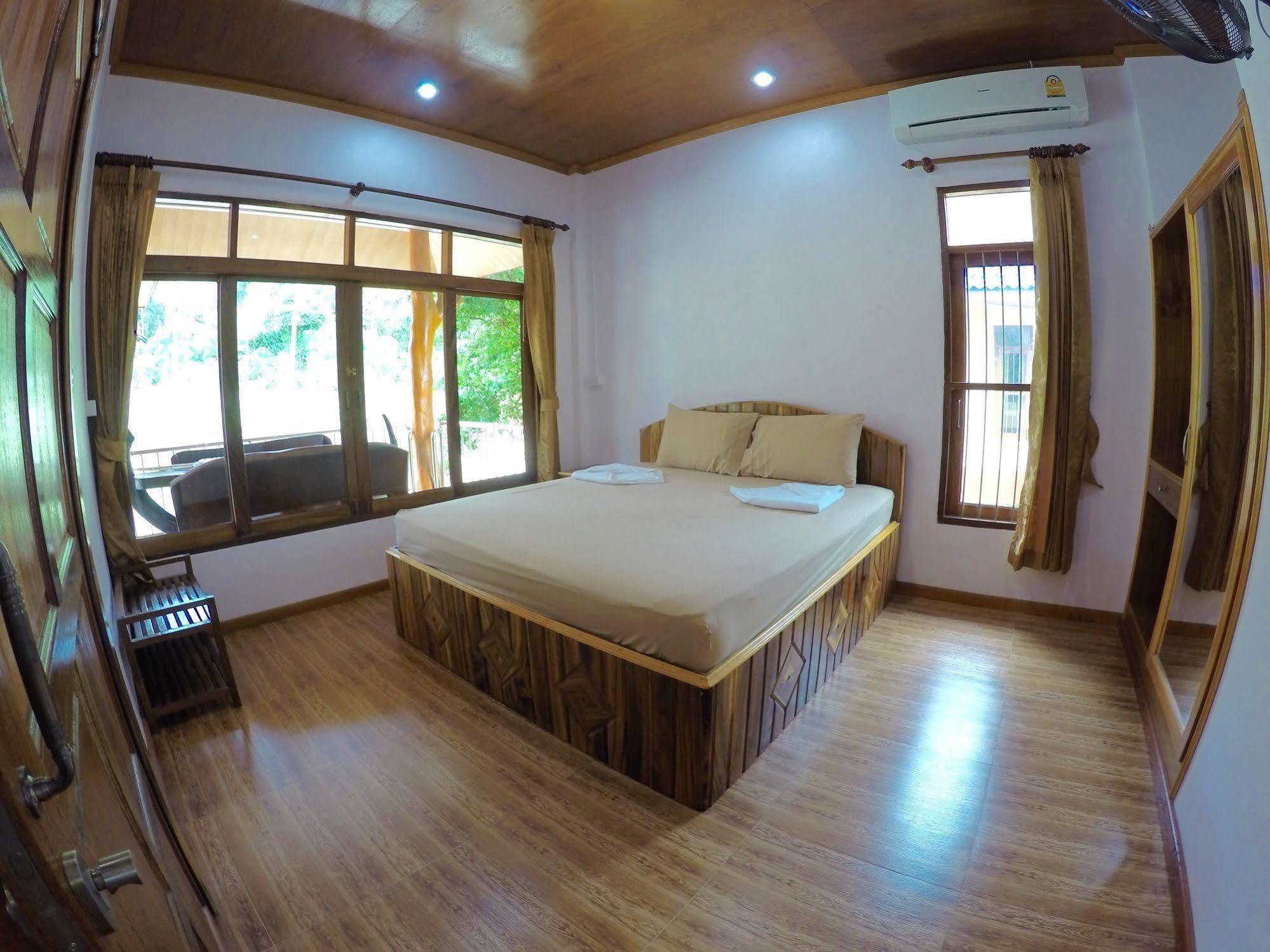 Bor Hin Resort Baan Tai Extérieur photo